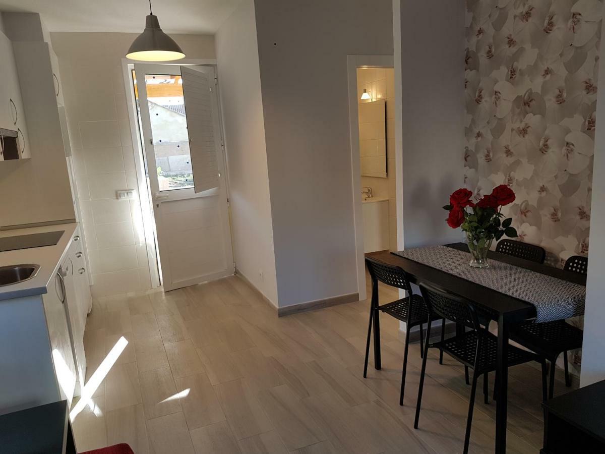 图伊Casita En Tuy /Tomino别墅 外观 照片